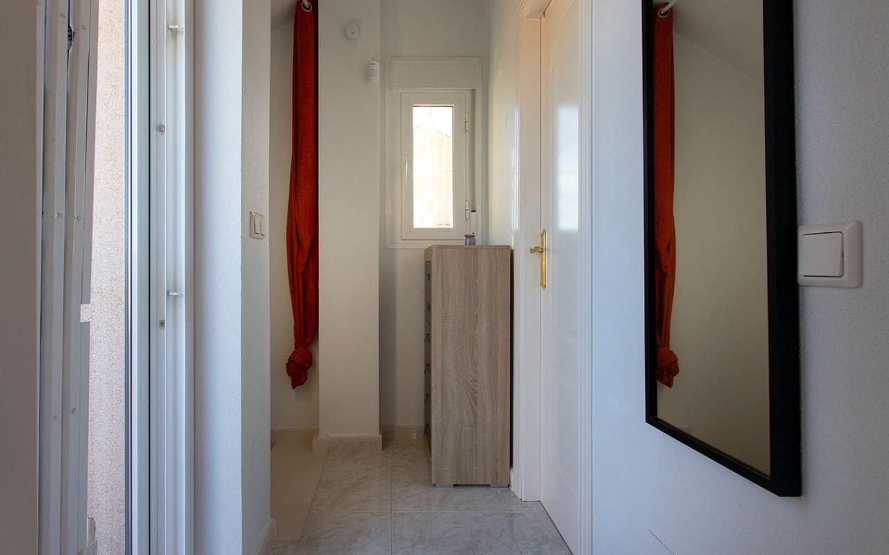 2 bedroom Villa for sale in Rojales with pool - € 269,000 (Ref: 9627972)