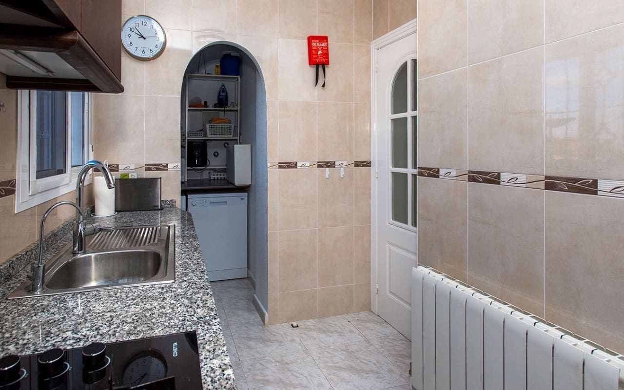 2 bedroom Villa for sale in Rojales with pool - € 269,000 (Ref: 9627972)