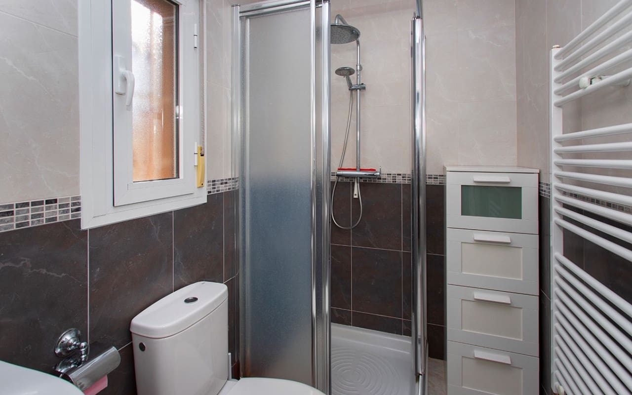 2 bedroom Villa for sale in Rojales with pool - € 269,000 (Ref: 9627972)