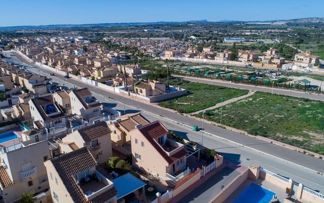 2 chambre Villa/Maison à vendre à Ciudad Quesada, Rojales avec piscine - 269 000 € (Ref: 9627972)