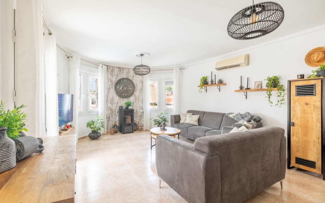 3 soverom Villa til salgs i Ciudad Quesada med svømmebasseng - € 349 000 (Ref: 9631426)