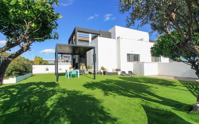 2 slaapkamer Huis te koop in Aguas Nuevas, Torrevieja met zwembad - € 339.000 (Ref: 9631427)