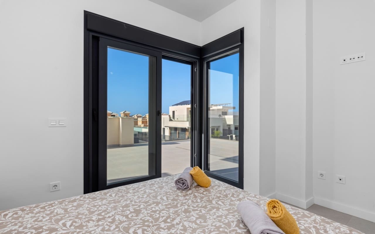 3 soverom Villa til salgs i San Fulgencio med svømmebasseng - € 445 000 (Ref: 9631428)