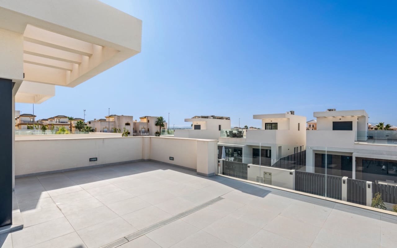 3 soverom Villa til salgs i San Fulgencio med svømmebasseng - € 445 000 (Ref: 9631428)