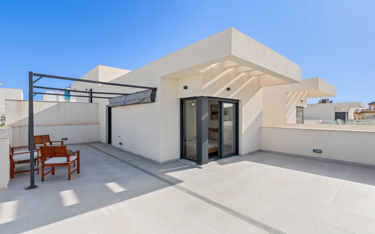 3 soverom Villa til salgs i San Fulgencio med svømmebasseng - € 445 000 (Ref: 9631428)