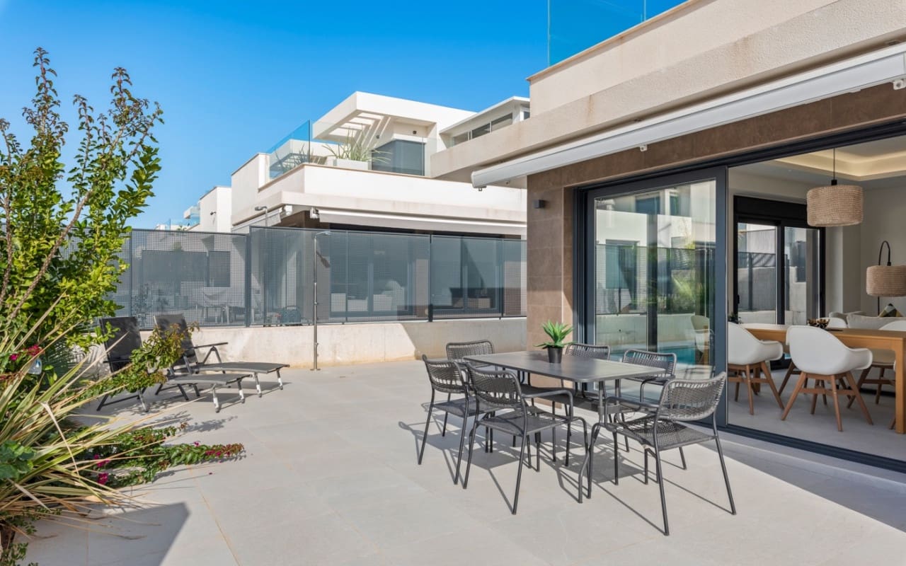 3 soverom Villa til salgs i San Fulgencio med svømmebasseng - € 445 000 (Ref: 9631428)