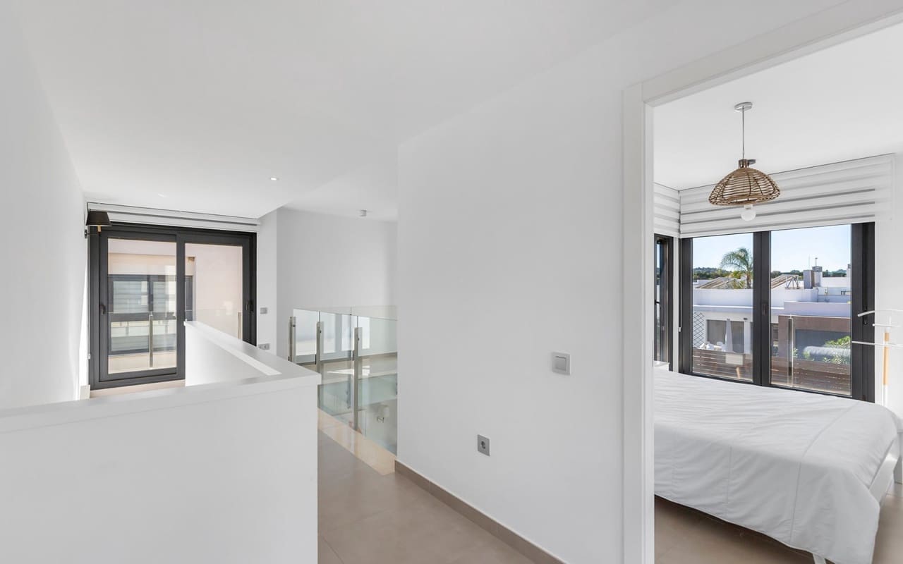 3 slaapkamer Villa te koop in Vistabella met zwembad - € 379.000 (Ref: 9631429)