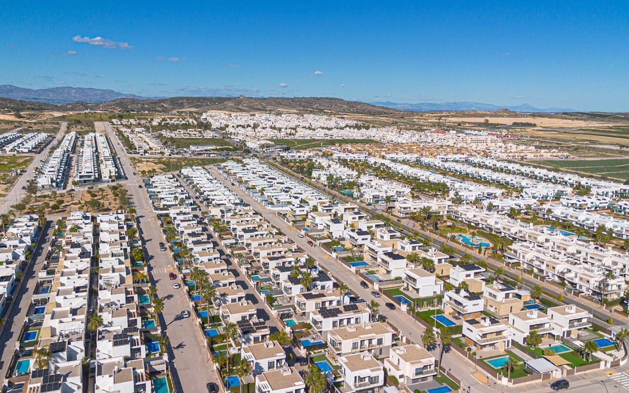 3 slaapkamer Villa te koop in Vistabella met zwembad - € 379.000 (Ref: 9631429)