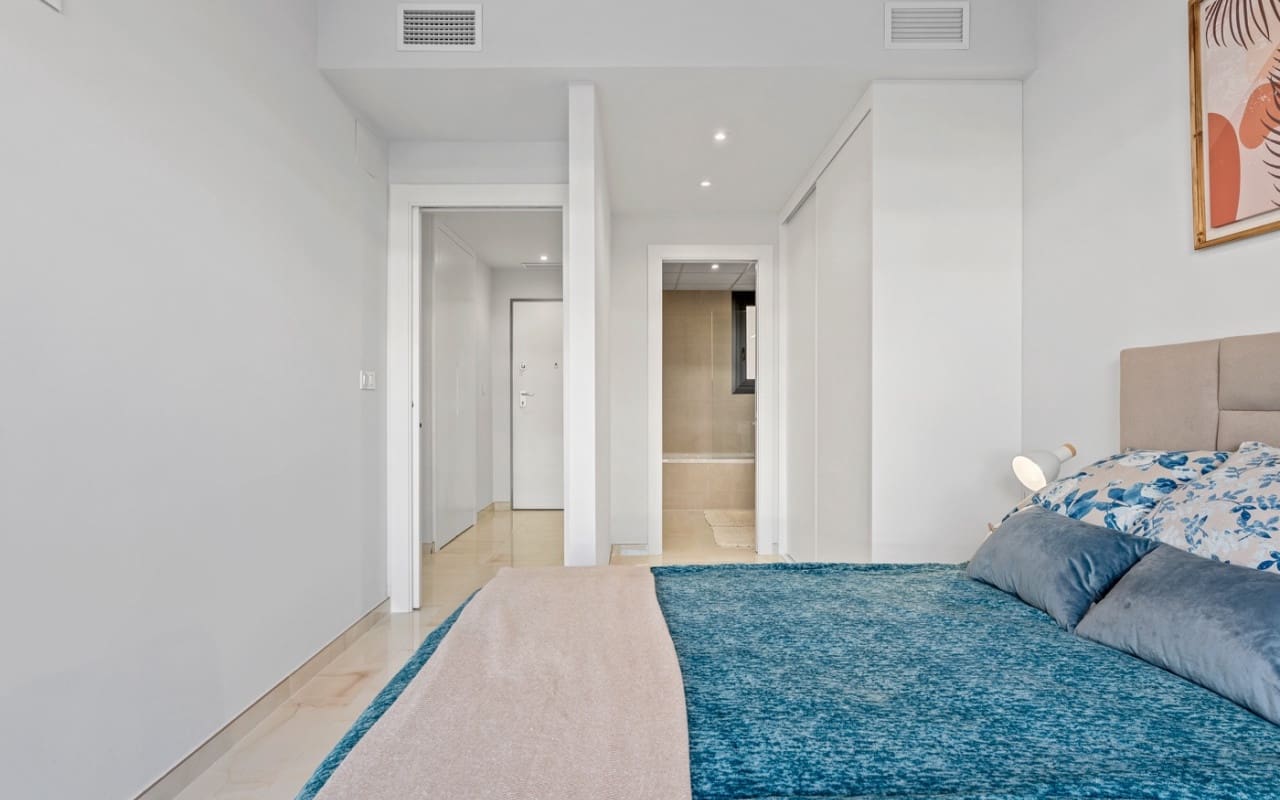 3 chambre Appartement à vendre à Playa Flamenca avec piscine - 589 900 € (Ref: 9631431)