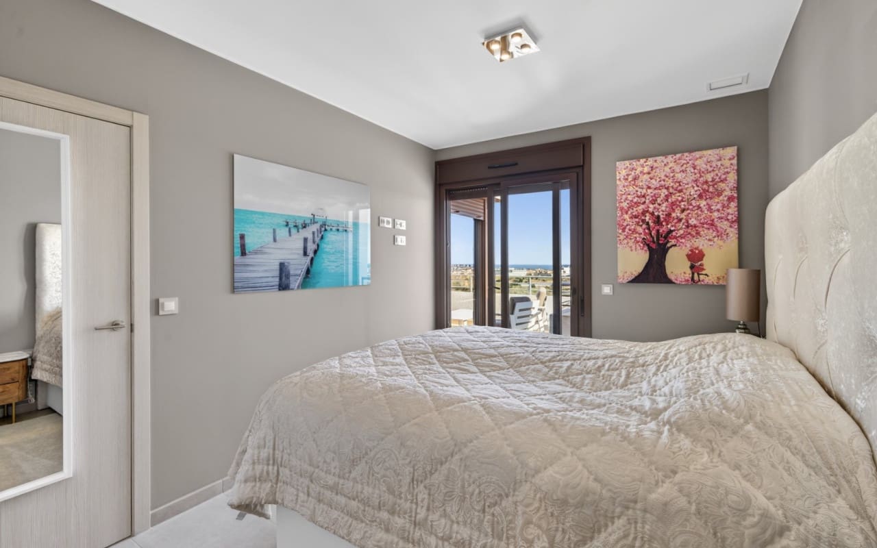 2 soveværelse Penthouse til salg i Dehesa de Campoamor med swimmingpool - € 299.000 (Ref: 9634739)