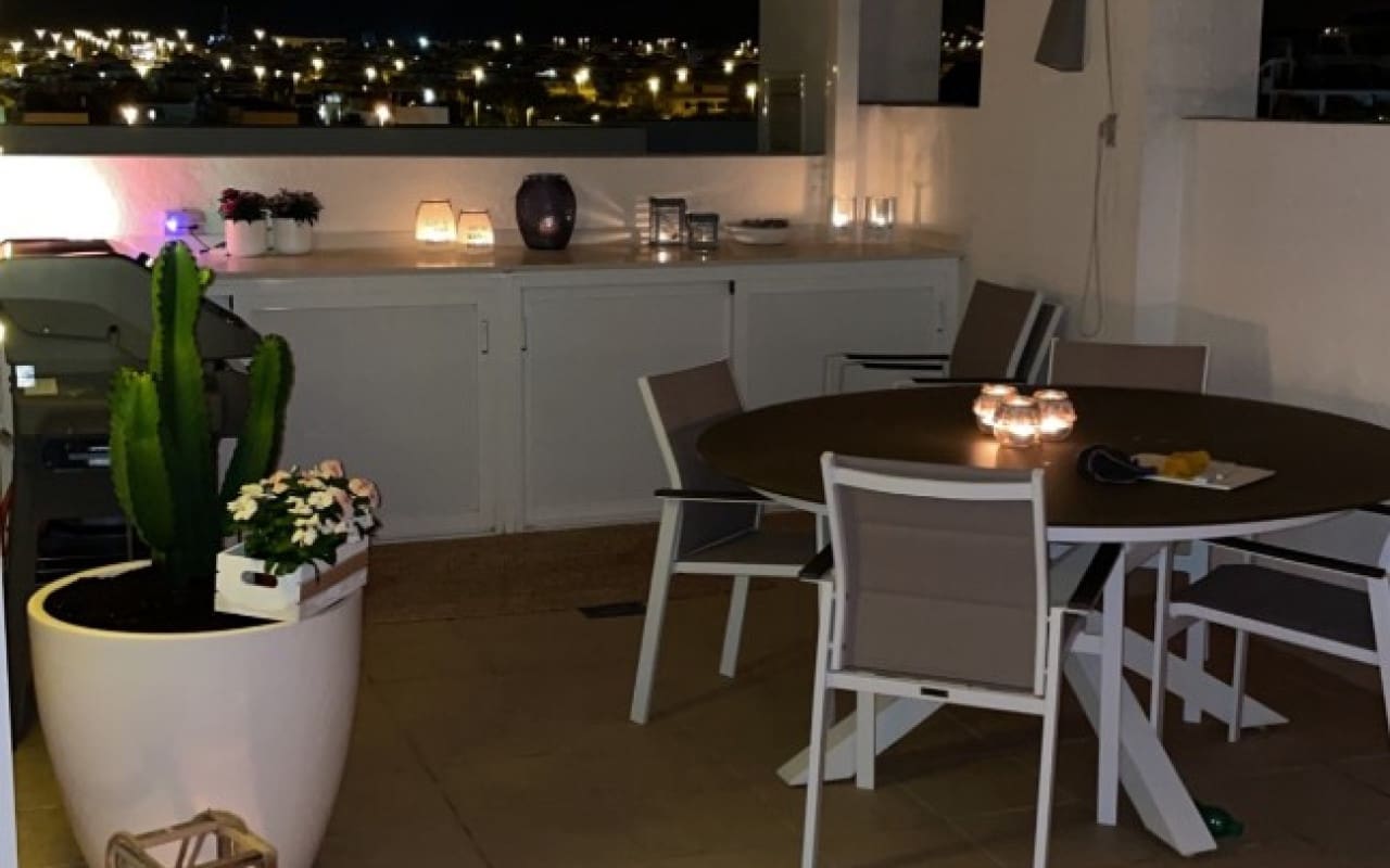 2 soveværelse Penthouse til salg i Dehesa de Campoamor med swimmingpool - € 299.000 (Ref: 9634739)