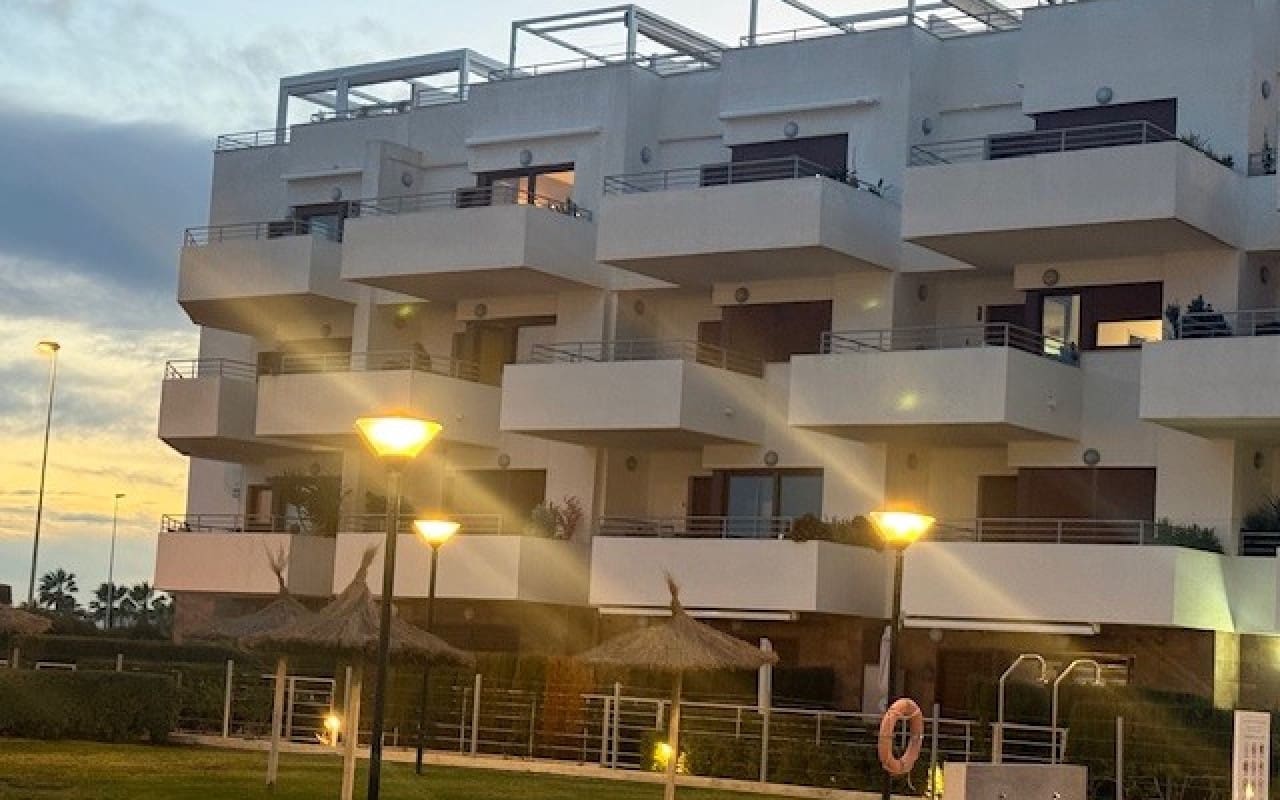 2 soveværelse Penthouse til salg i Dehesa de Campoamor med swimmingpool - € 299.000 (Ref: 9634739)