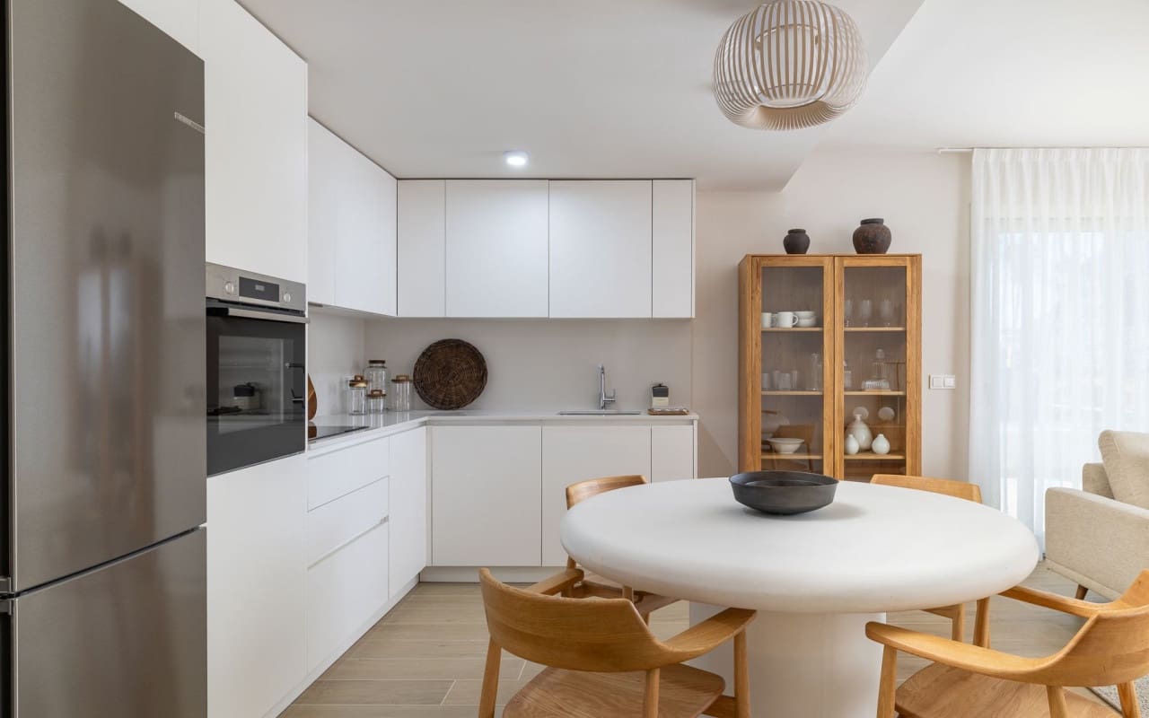 2 bedroom Beach Apartment for sale in Calpe / Calp with pool - € 435,000 (Ref: 9662129)