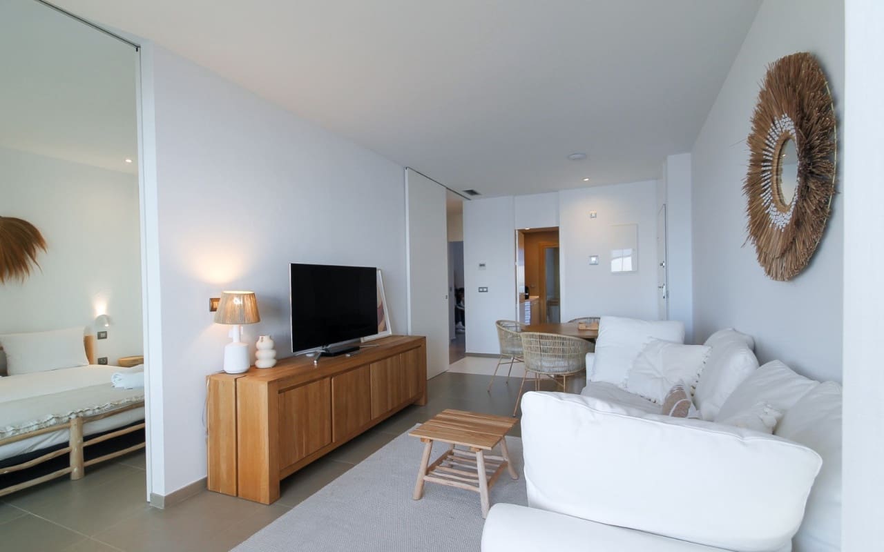 2 soveværelse Strandlejlighed til salg i Benidorm med swimmingpool - € 650.000 (Ref: 9684023)