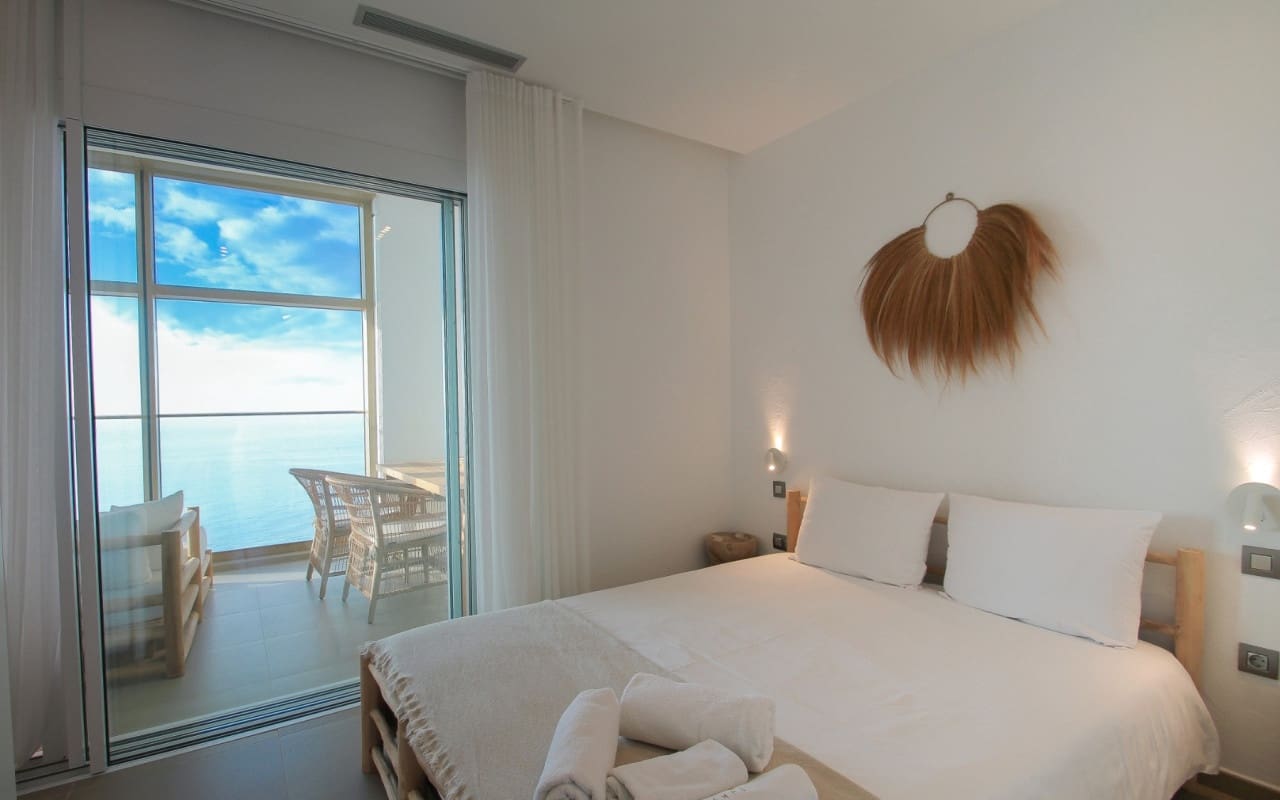 2 soveværelse Strandlejlighed til salg i Benidorm med swimmingpool - € 650.000 (Ref: 9684023)