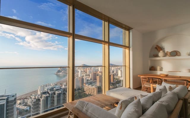 2 soveværelse Strandlejlighed til salg i Playa Poniente, Benidorm med swimmingpool - € 650.000 (Ref: 9684023)