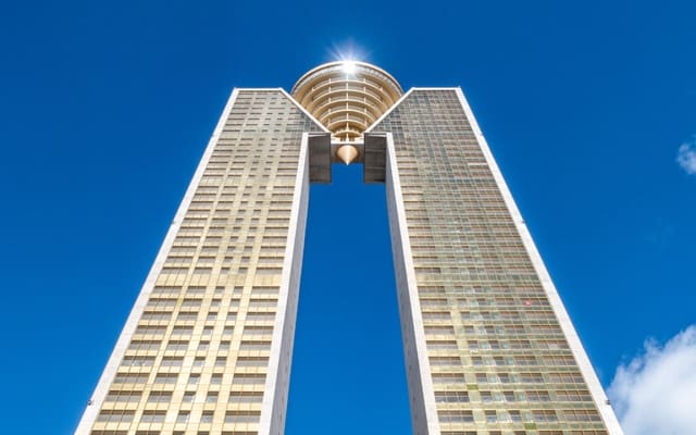 2 soveværelse Strandlejlighed til salg i Playa Poniente, Benidorm med swimmingpool - € 650.000 (Ref: 9684023)