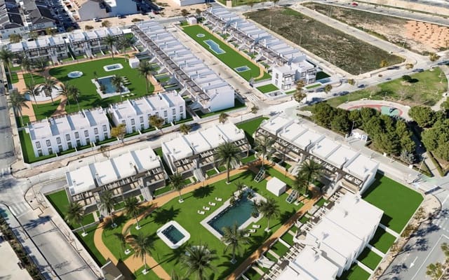 3 camera da letto Casa in vendita in Pilar de la Horadada ciudad, Pilar de la Horadada con piscina - 375.000 € (Rif: 9684303)