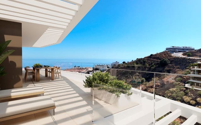 Apartamento de 2 habitaciones en Rincón de la Victoria en venta con piscina - 445.000 € (Ref: 9684322)