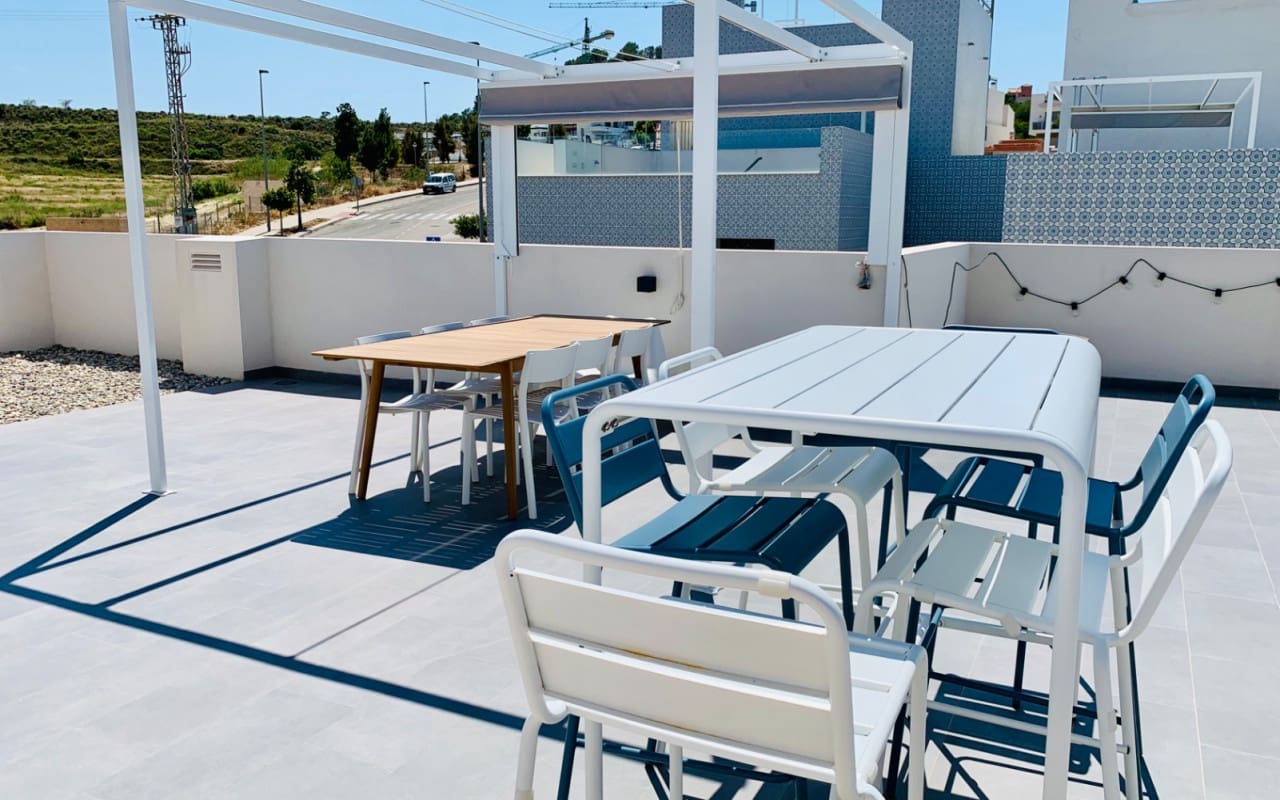 3 bedroom Apartment for sale in San Miguel de Salinas with pool - € 230,000 (Ref: 9684324)