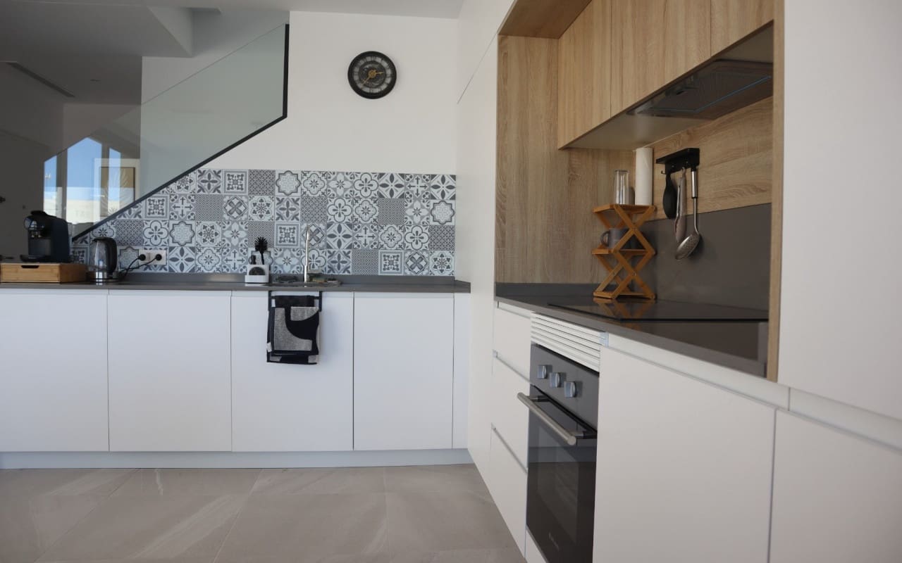 Chalet de 3 habitaciones en Los Montesinos en alquiler con piscina - 1.750 € (Ref: 9688468)