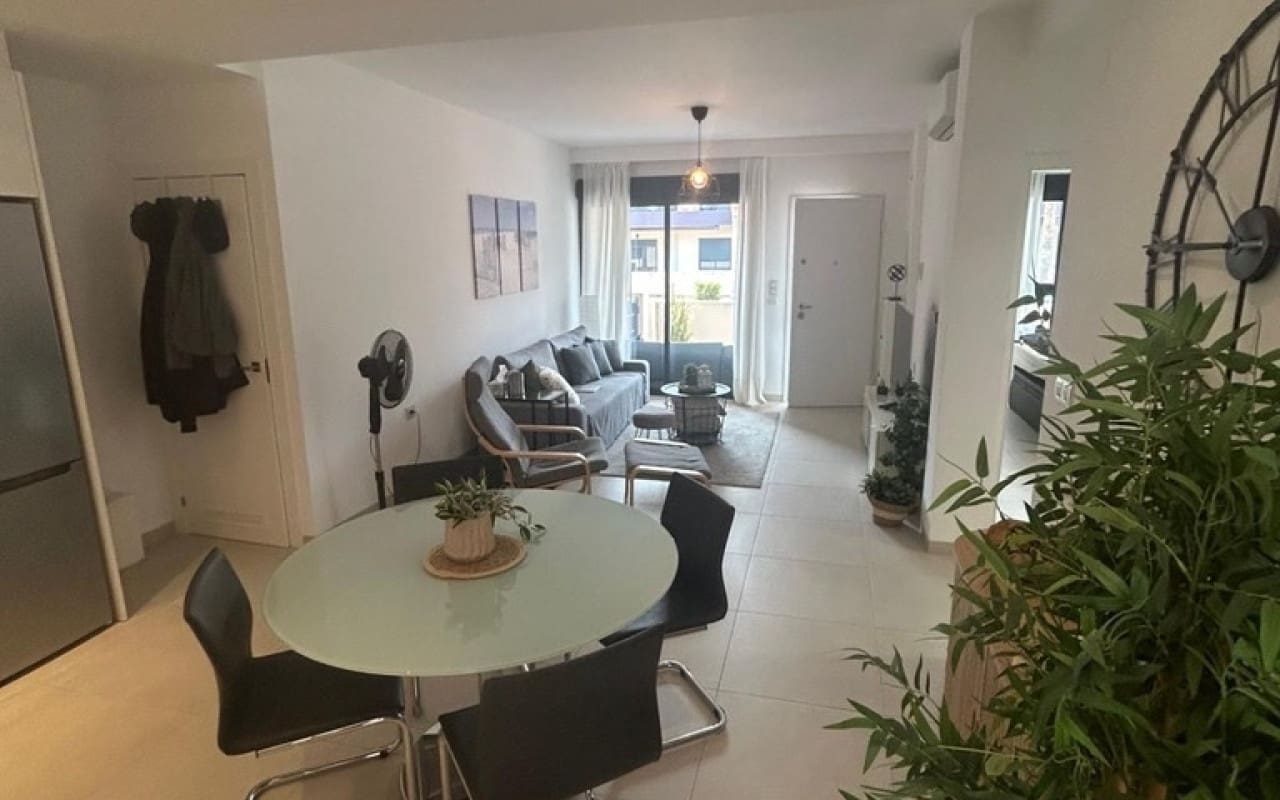 2 bedroom Townhouse for sale in Torre de la Horadada with pool - € 290,000 (Ref: 9699746)