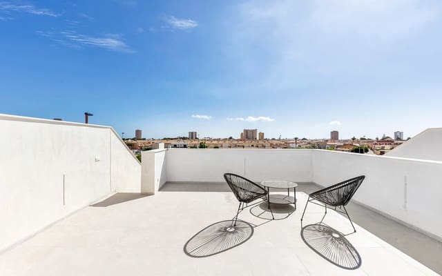 Chalet de 3 habitaciones en Las Lomas de Rame - Bahía Bella, Los Alcázares en venta - 429.000 € (Ref: 9699753)