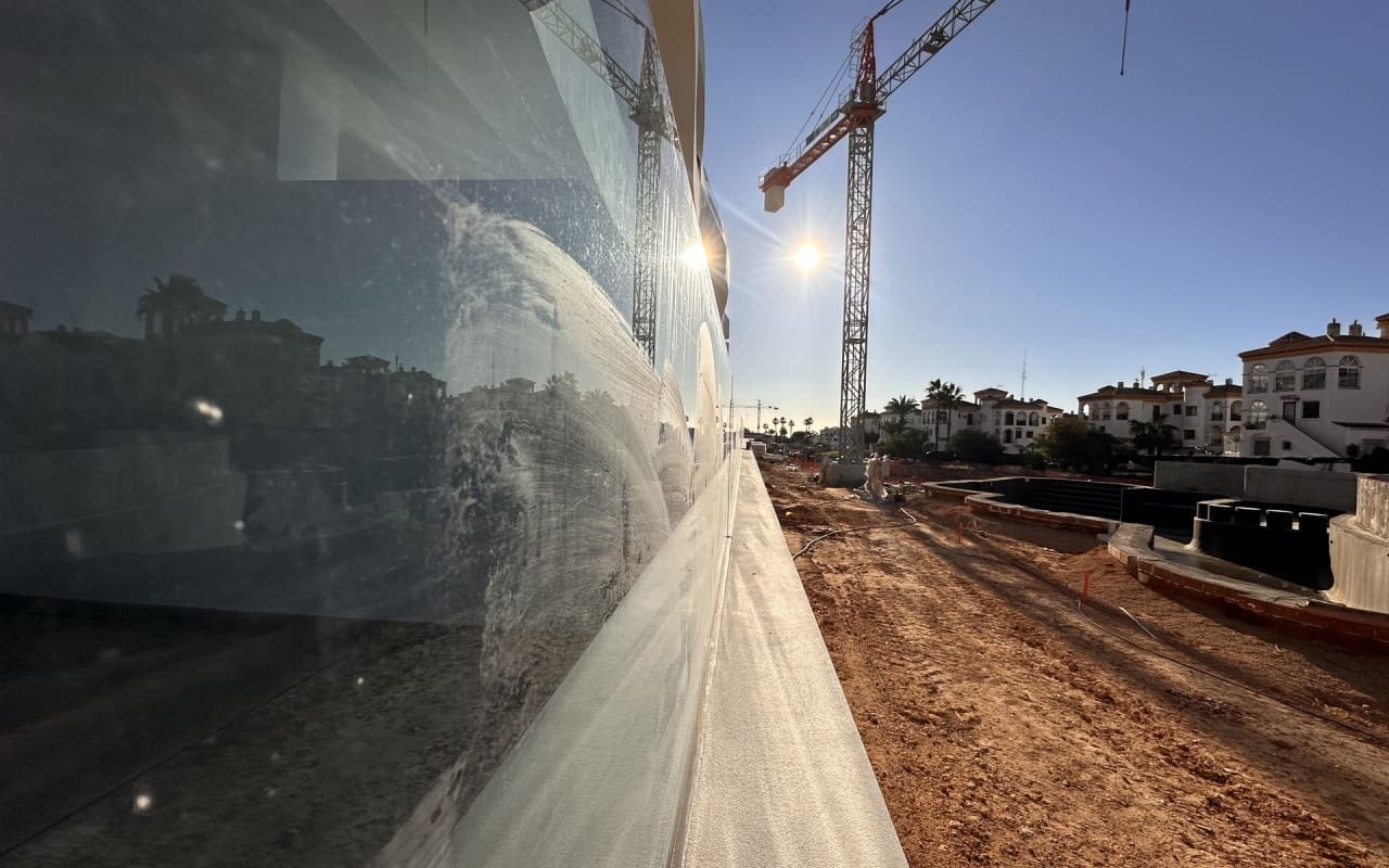 3 makuuhuone Kattohuoneisto myytävänä paikassa Orihuela Costa mukana uima-altaan - 625 000 € (Ref: 9699760)