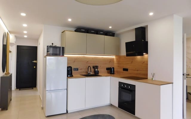 3 sovrum Strandlägenhet till salu i Puerto Deportivo, Torrevieja med pool - 239 000 € (Ref: 9699766)