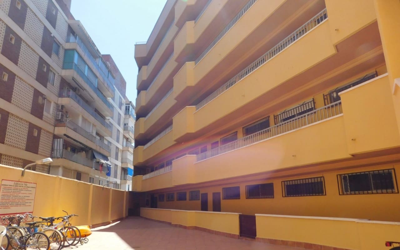 3 sovrum Strandlägenhet till salu i Torrevieja med pool - 239 000 € (Ref: 9699766)