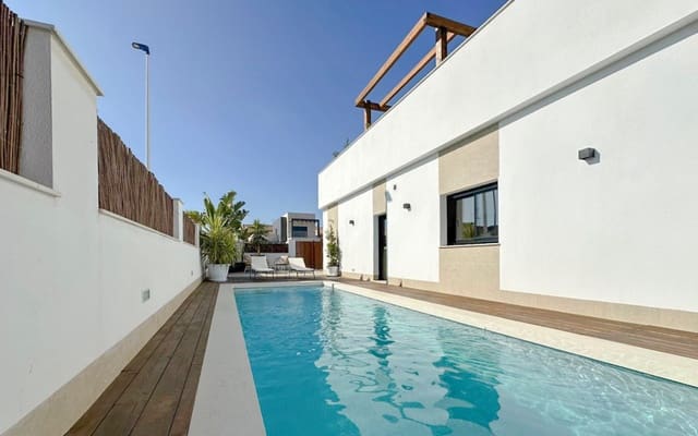 2 soveværelse Villa til salg i Santiago de la Ribera, San Javier med swimmingpool - € 499.000 (Ref: 9699767)