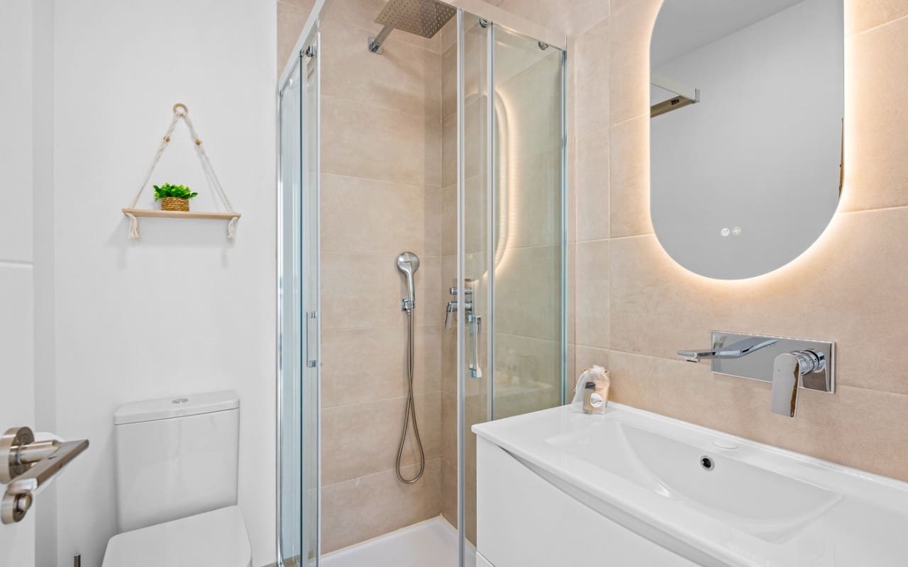 2 soverom Penthouse til salgs i San Miguel de Salinas med svømmebasseng - € 259 950 (Ref: 9737105)