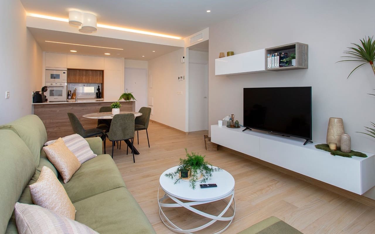 2 Zimmer Penthouse zu verkaufen in El Raso mit Pool - 325.000 € (Ref: 9748219)