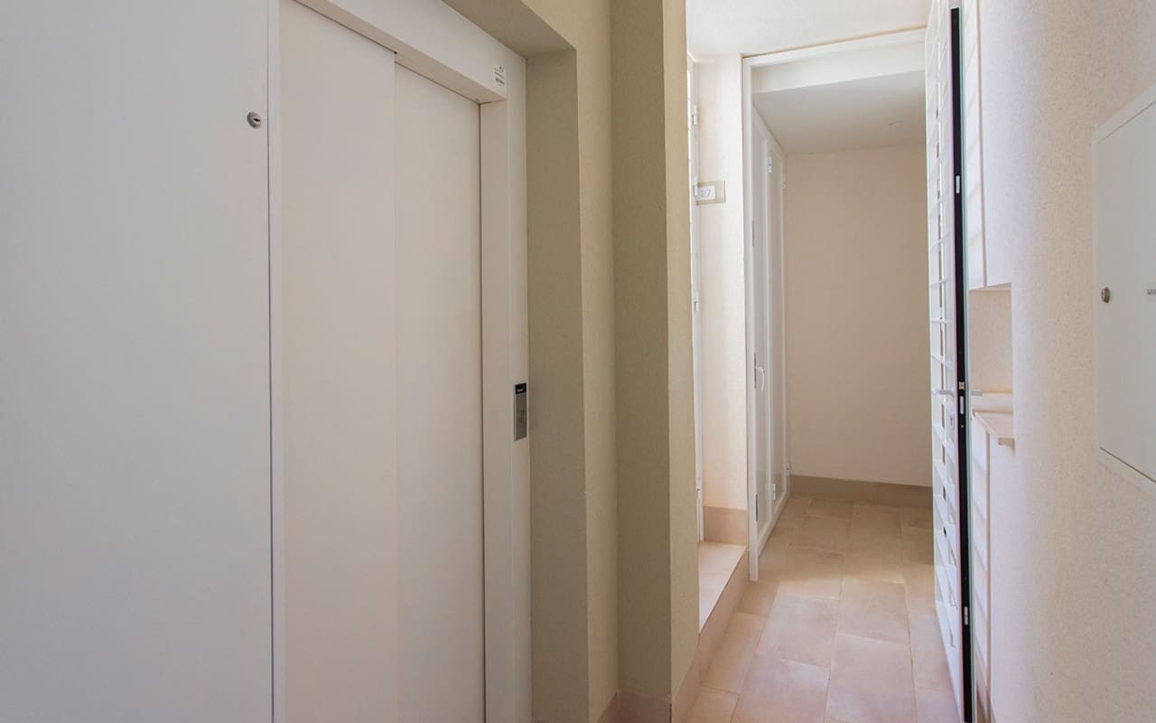 2 Zimmer Penthouse zu verkaufen in El Raso mit Pool - 325.000 € (Ref: 9748219)