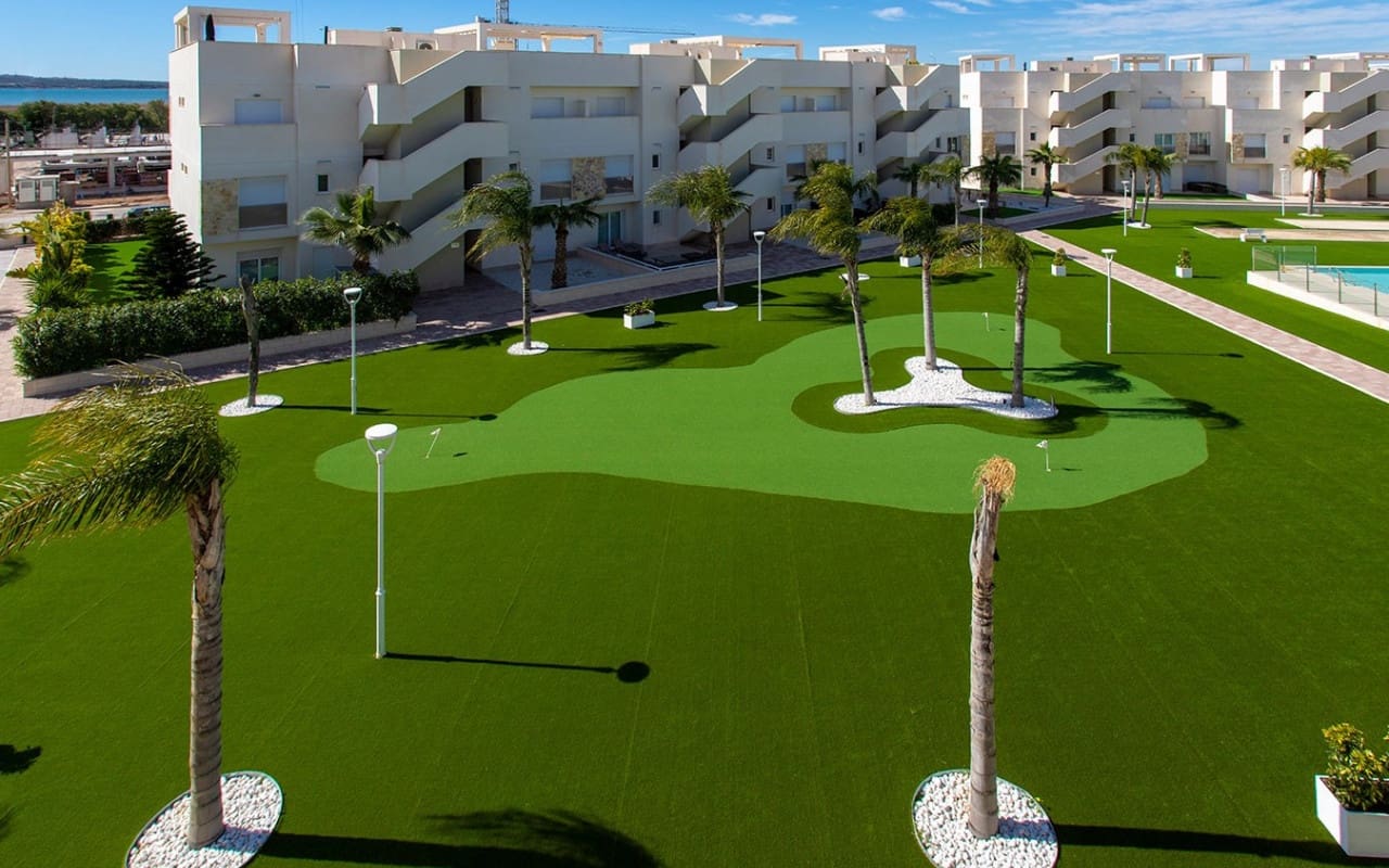 2 Zimmer Penthouse zu verkaufen in El Raso mit Pool - 325.000 € (Ref: 9748219)