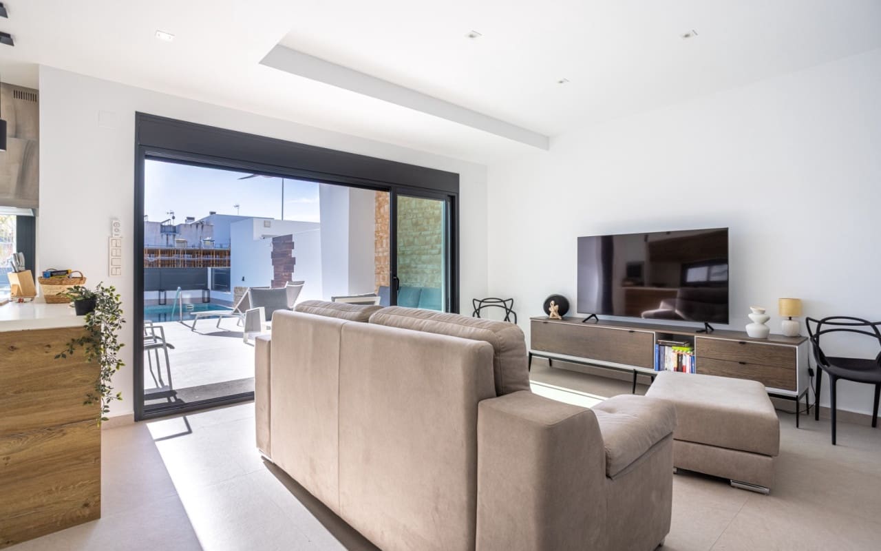 4 makuuhuone Huvila myytävänä paikassa Dolores mukana uima-altaan - 410 000 € (Ref: 9748393)