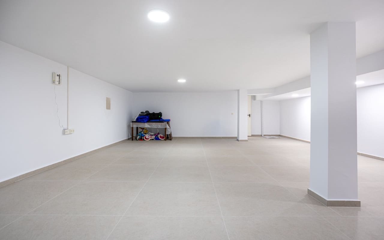 4 makuuhuone Huvila myytävänä paikassa Dolores mukana uima-altaan - 410 000 € (Ref: 9748393)