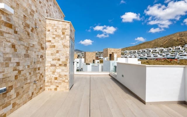 5 soverom Villa til salgs i Balcón de Finestrat - Terra Marina, Finestrat med svømmebasseng - € 819 900 (Ref: 9748394)