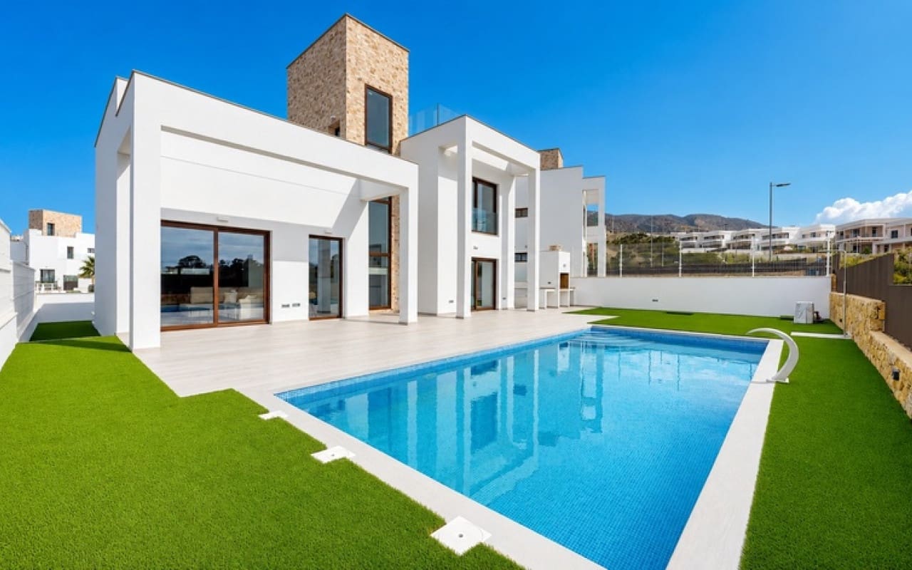 5 soverom Villa til salgs i Finestrat med svømmebasseng - € 819 900 (Ref: 9748394)