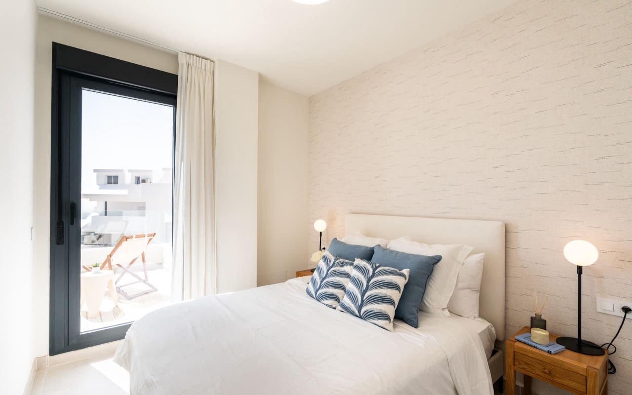 2 bedroom Apartment for sale in Benalmadena with pool - € 450,000 (Ref: 9748396)