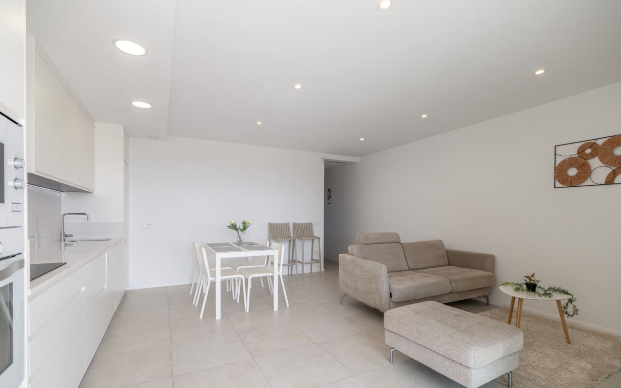 1 sovrum Takvåning till salu i Playa Flamenca med pool - 229 000 € (Ref: 9748397)