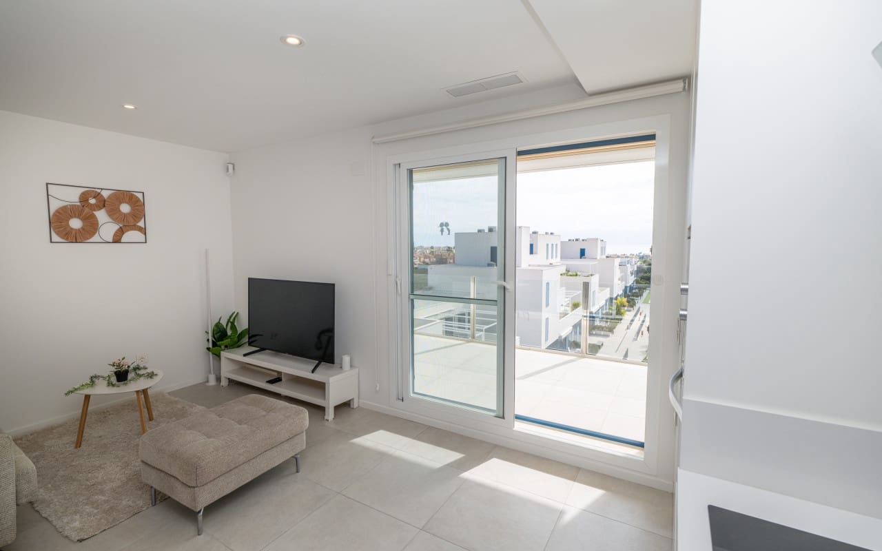 1 sovrum Takvåning till salu i Playa Flamenca med pool - 229 000 € (Ref: 9748397)