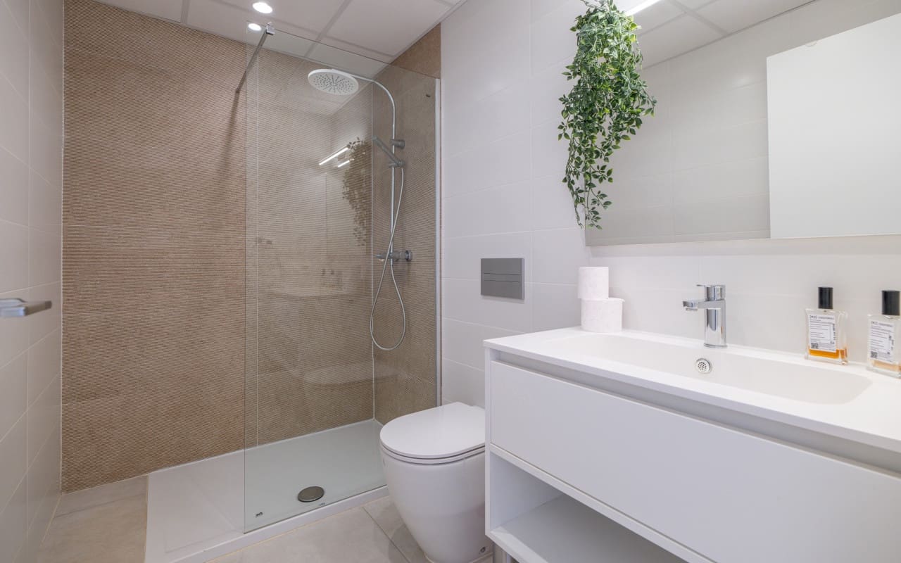 1 sovrum Takvåning till salu i Playa Flamenca med pool - 229 000 € (Ref: 9748397)