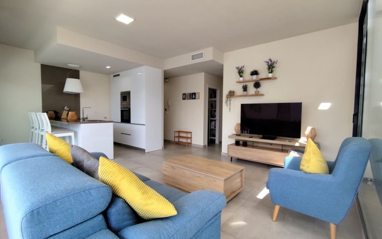 3 slaapkamer Penthouse te koop in Mar de Cristal met zwembad - € 325.000 (Ref: 9758933)