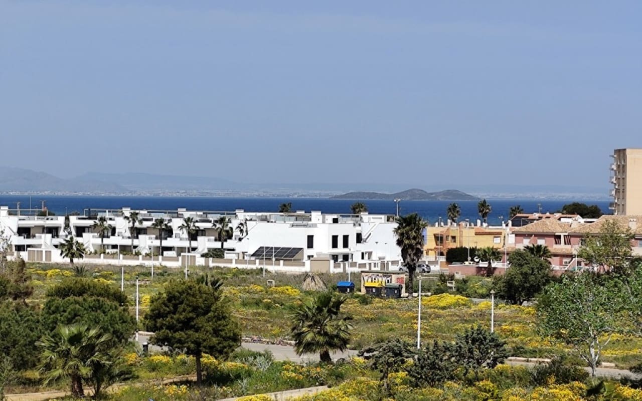 3 slaapkamer Penthouse te koop in Mar de Cristal met zwembad - € 325.000 (Ref: 9758933)