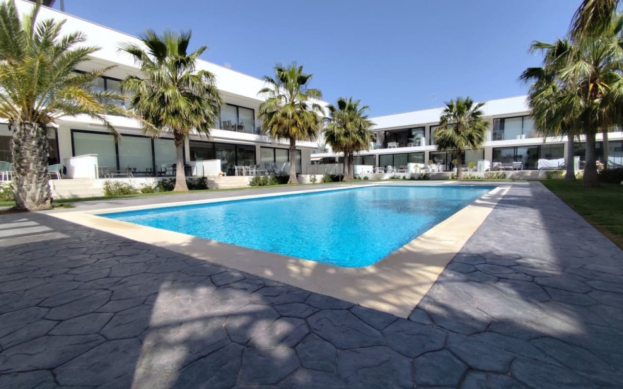 3 slaapkamer Penthouse te koop in Mar de Cristal met zwembad garage - € 325.000 (Ref: 9758933)