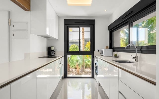 3 Zimmer Villa zu verkaufen in Ciudad Quesada, Rojales mit Pool - 499.000 € (Ref: 9775888)