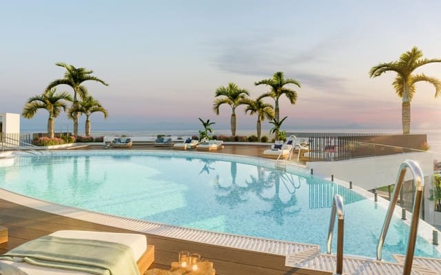 Ático de 3 habitaciones en Alto de los Monteros, Marbella en venta con piscina - 1.035.000 € (Ref: 9775889)