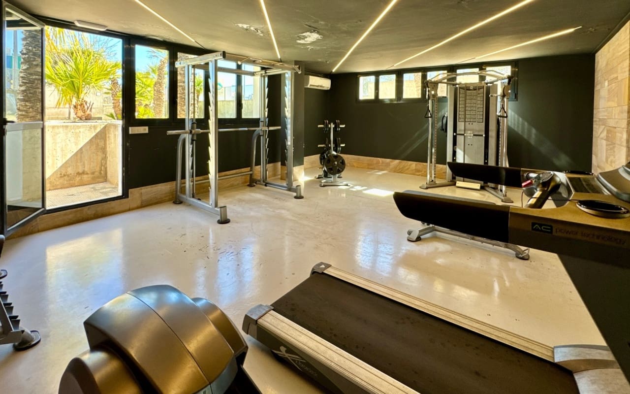 2 slaapkamer Strandappartement te koop in Pilar de la Horadada met zwembad - € 335.000 (Ref: 9775895)