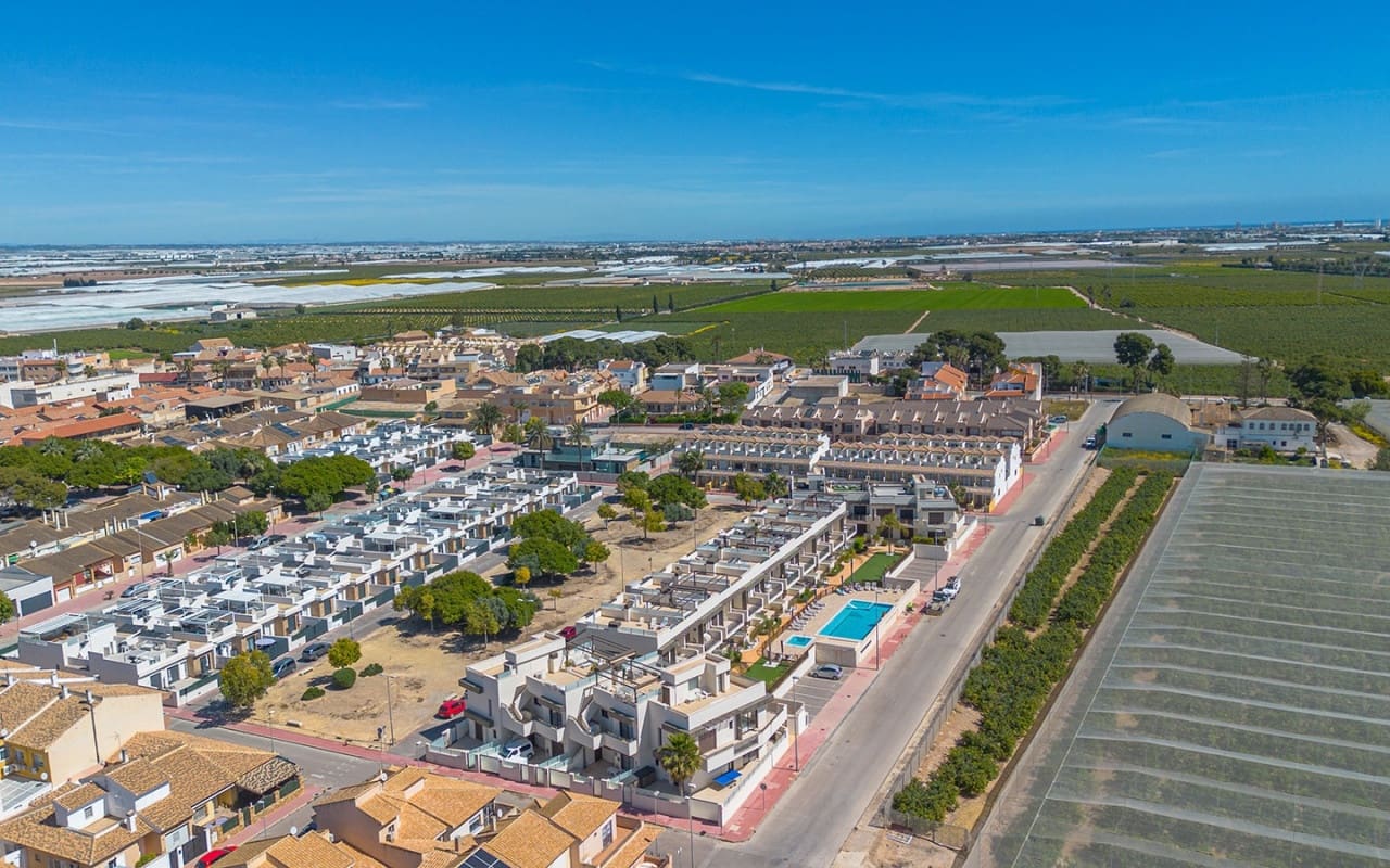 Ático de 2 habitaciones en Dolores De Pacheco en venta con piscina - 249.000 € (Ref: 9775897)